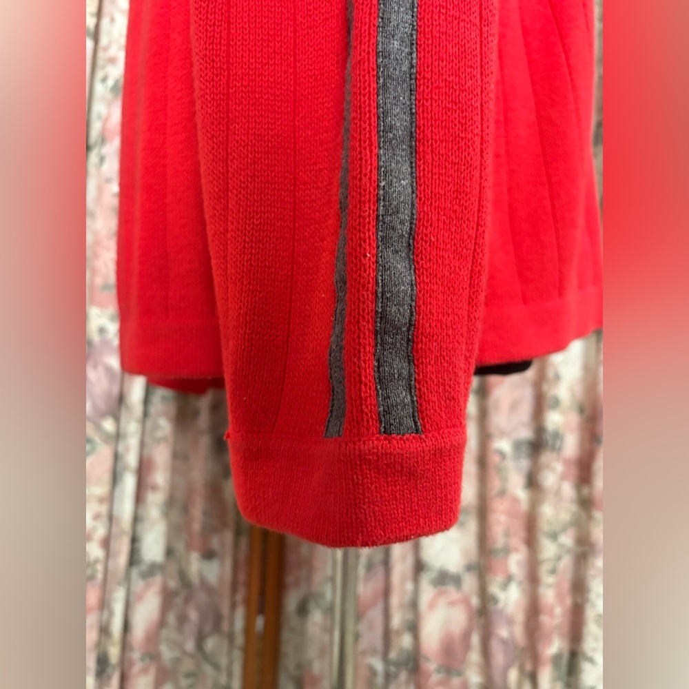 Cherokee Vibrant Red Knit Top - Picture 6 of 8